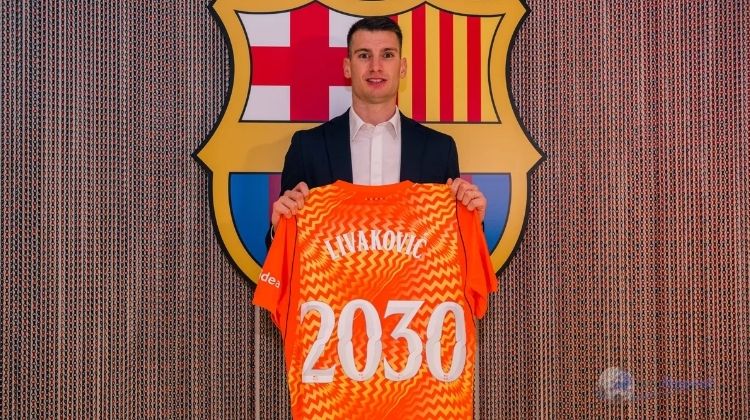 Dominik Livaković potpisao za Barcelonu do 2030. godine